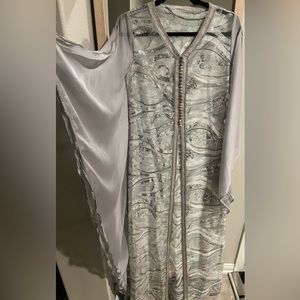 Moroccan caftan size S silver beading